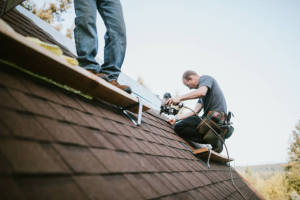 Local Roofers in Laurel Park, WV